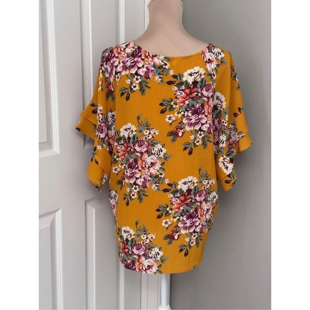 Umgee floral top - Picture 4 of 8